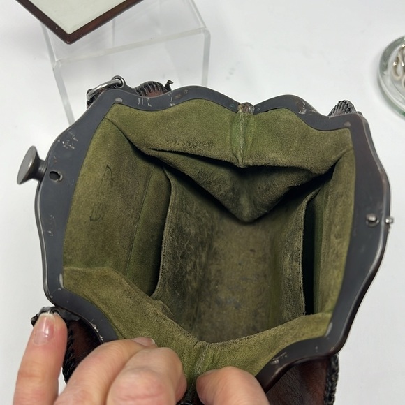 Vintage 1920’s Hand Tooled Brown Leather Purse Metal Snap Frame Closure - Picture 14 of 16